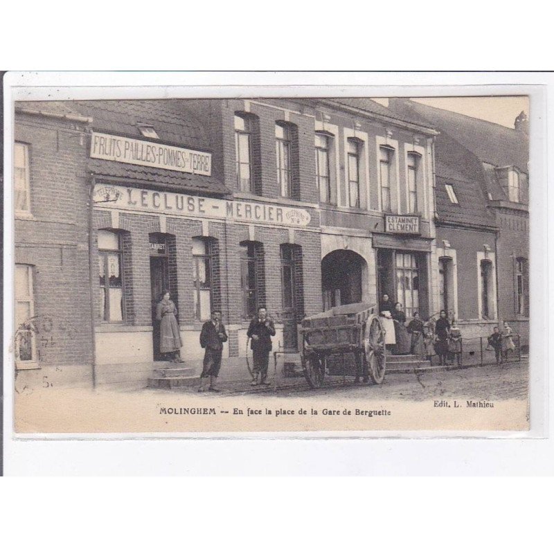 MOLINGHEM: en face la place de la gare de berguette - très bon état
