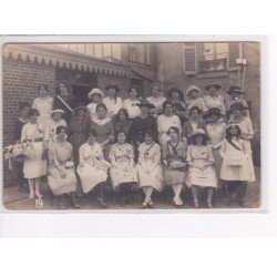 MERU - Carte photo - Groupe de femmes - état