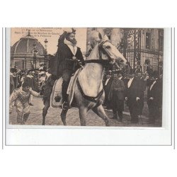 TROYES - 12 septembre 1909 - 1ere Fête de la Bonneterie - Henri IV saluant les membres du Comité - très bon état