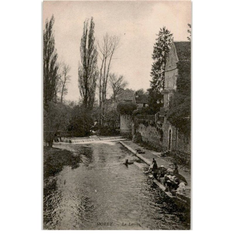 MORET-sur-LOING: le lavoir - très bon état