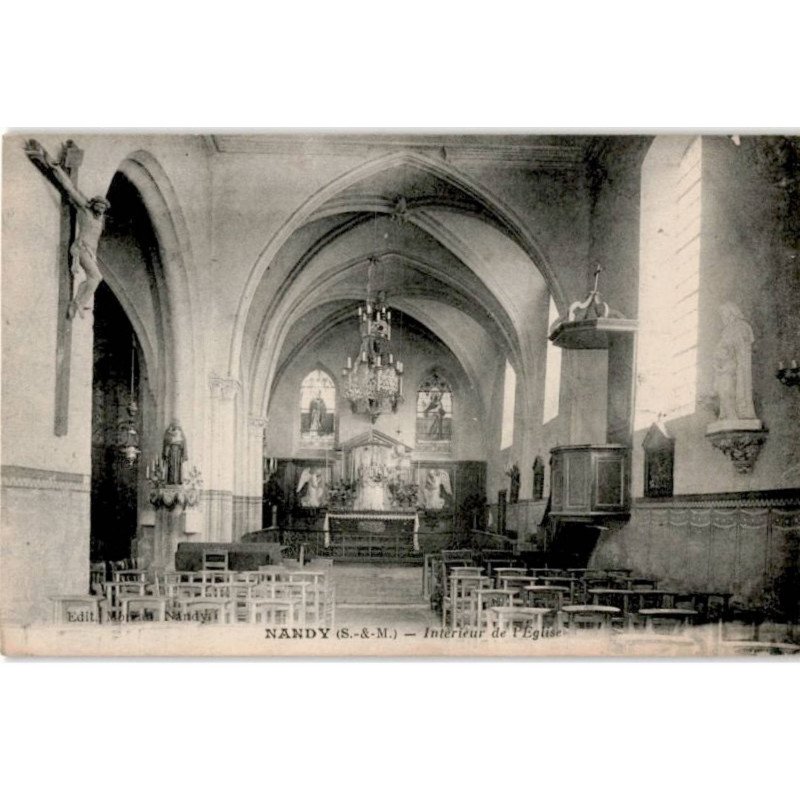 NANDY: intérieur de l'église - très bon état