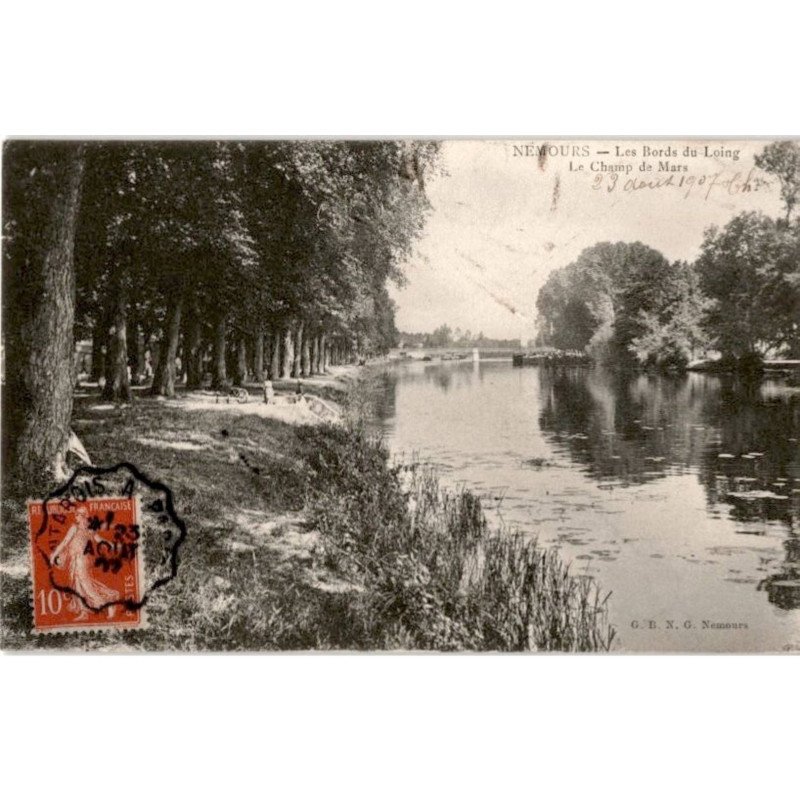 NEMOURS: les bords du loing le champ de mars - très bon état