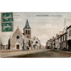 OZOIR-la-FERRIERE: la place de l'église - très bon état