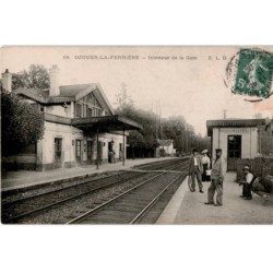 OZOUER-la-FERRIERE: intérieur de la gare - très bon état