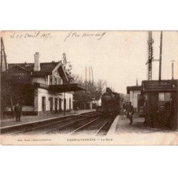 OZOIR-la-FERRIERE: la gare - très bon état
