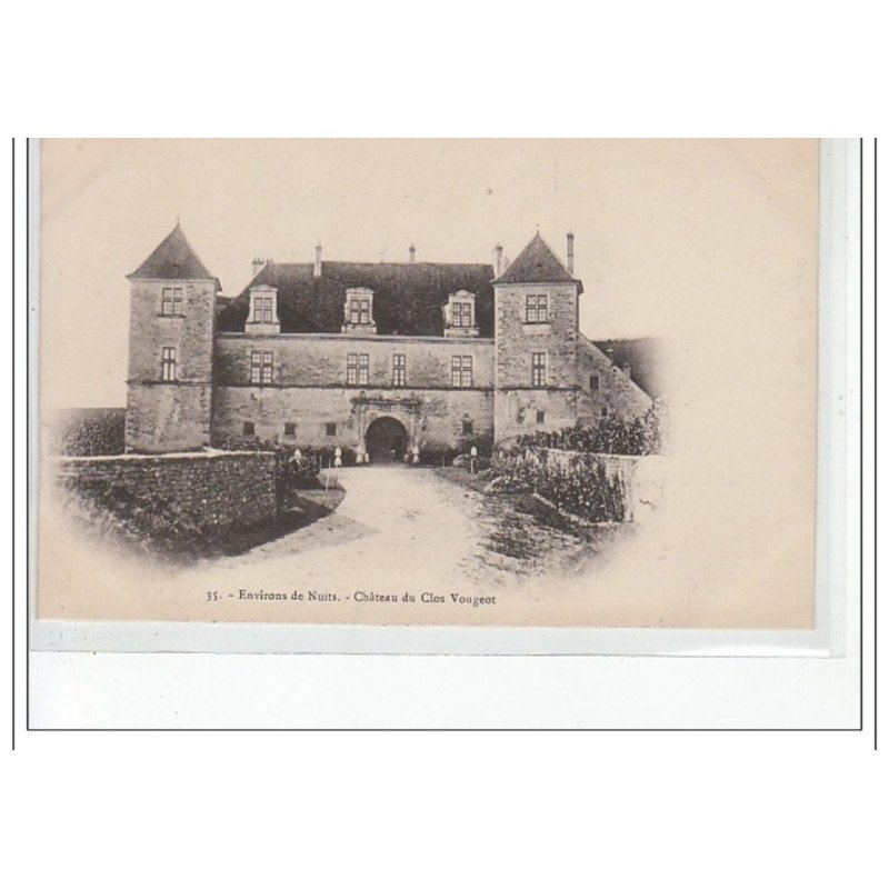 Environs de NUITS - Château du Clos Vougeot - très bon état