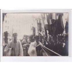 LYON: 8 CPA, procession religieuse - très bon état