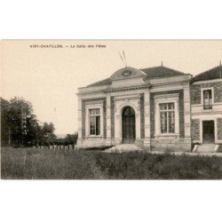 VIRY-CHATILLON: la salle des fêtes - très bon état