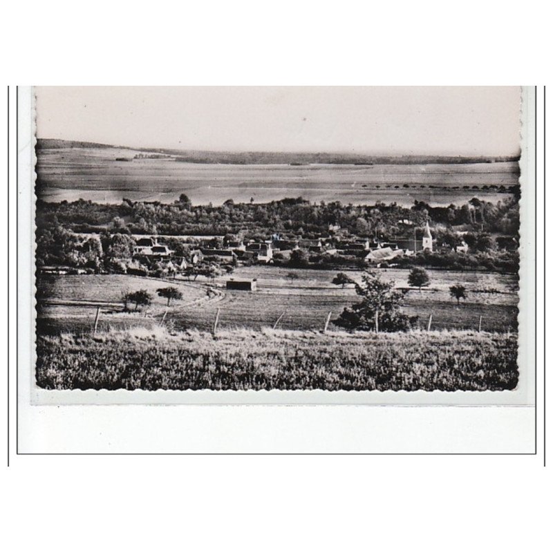 DAUBEUF - Vue sur le Mont Joyeux et les Bus Pins - très bon état