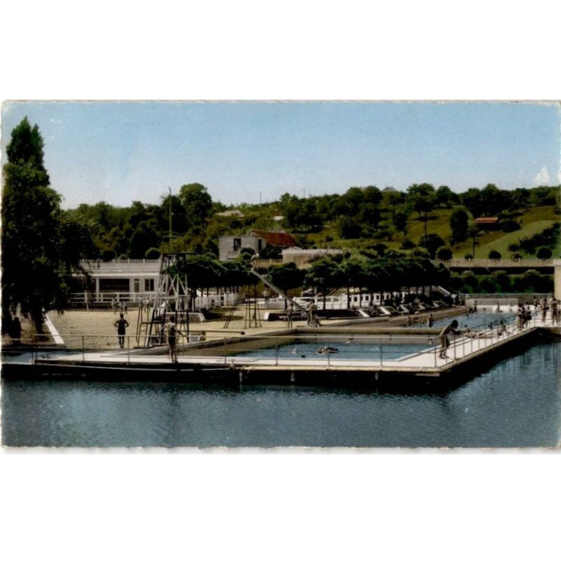 VIRY-CHATILLON: la piscine municipale - très bon état