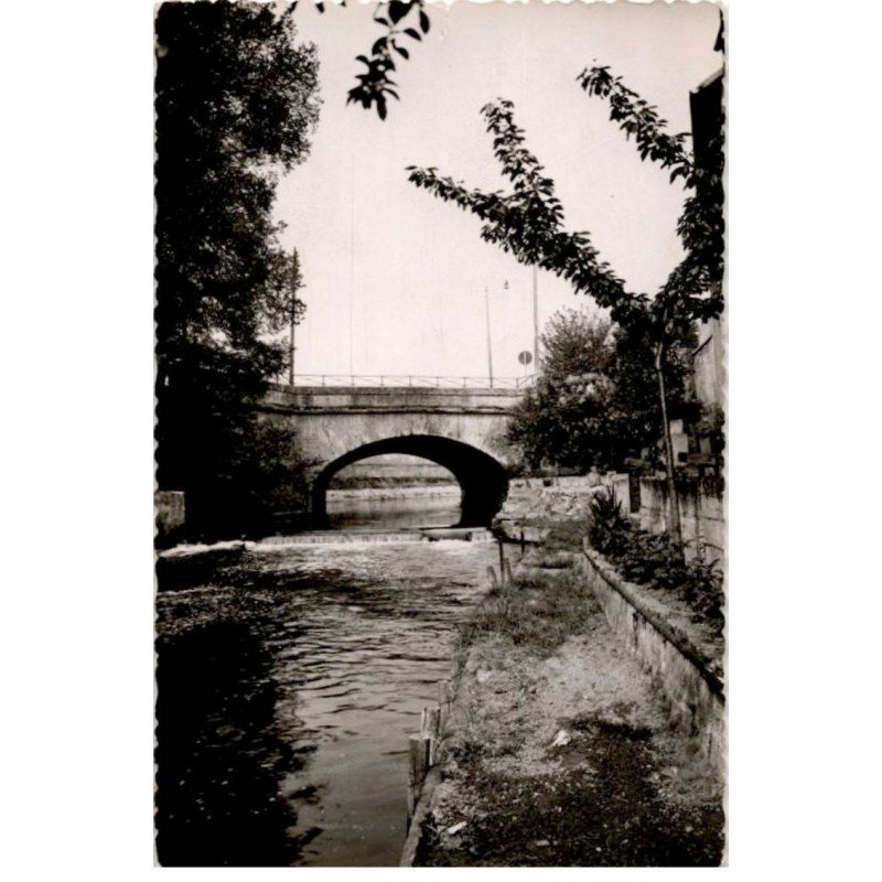 VIRY-CHATILLON: l'orge au pont d'antin - état