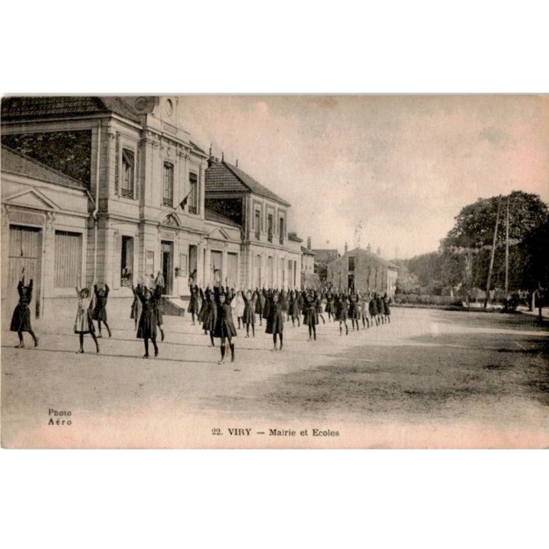 VIRY-CHATILLON: mairie et écoles - très bon état
