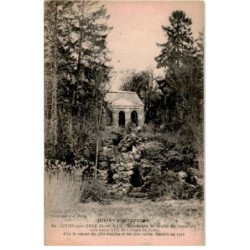 JUVISY-sur-ORGE: belvédère et grotte de rocaillés - très bon état