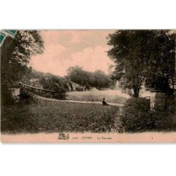 JUVISY-sur-ORGE: la terrasse - très bon état