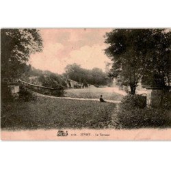 JUVISY: la terrasse - très bon état