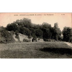 JUVISY-sur-ORGE: la terrasse - très bon état