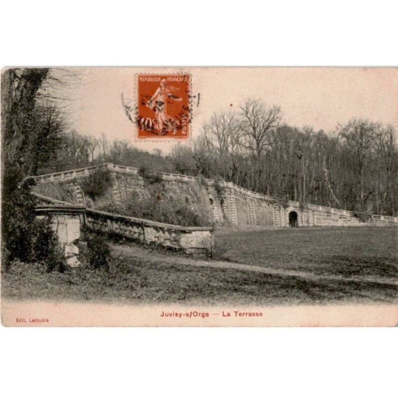 JUVISY-sur-ORGE: la terrasse - bon état
