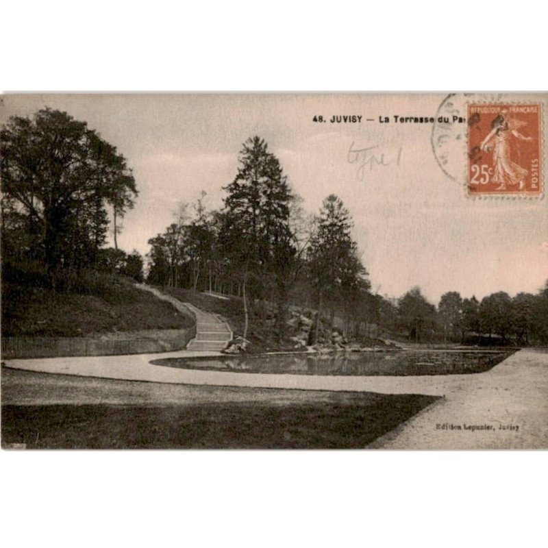 JUVISY-sur-ORGE: la terrasse du parc - très bon état