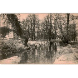 JUVISY-sur-ORGE: vue sur l'orge - état