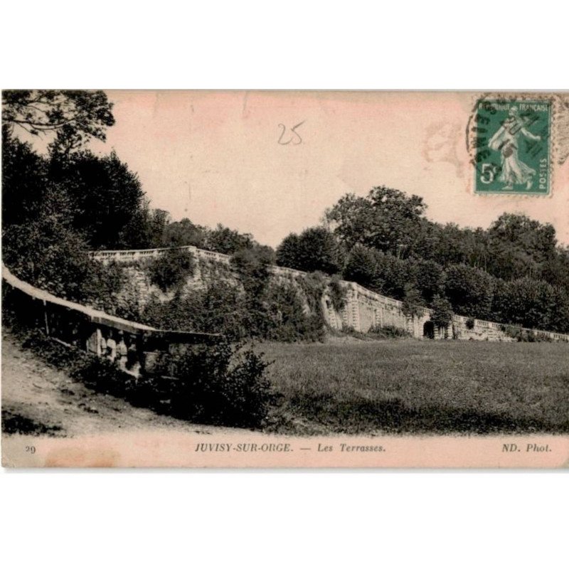 JUVISY-sur-ORGE: les terrasses - état