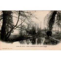 JUVISY-sur-ORGE: lavoir communal sur la rivière d'orge - très bon état