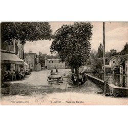 JUVISY-sur-ORGE: place du marché - très bon état