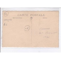 CANNES: personnages en terrasse - très bon état