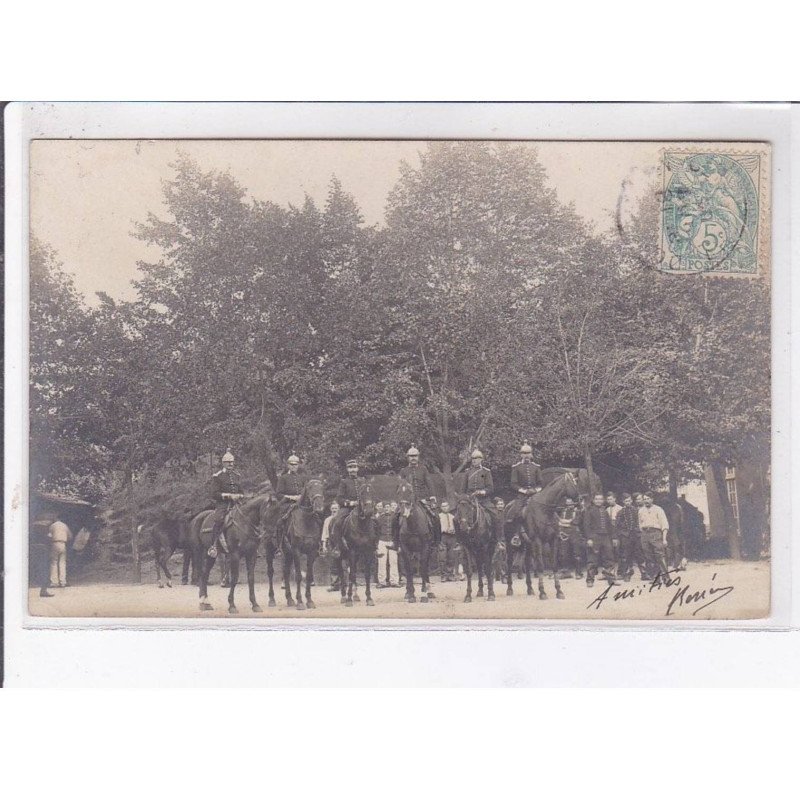 DONCHERY: militaires - très bon état