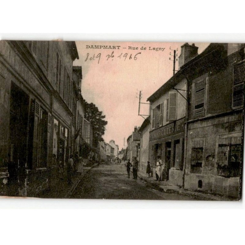 DAMPMART: rue de lagny - très bon état