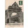 DONNEMARIE-en-MONTOIS: porte des cloîtres - très bon état