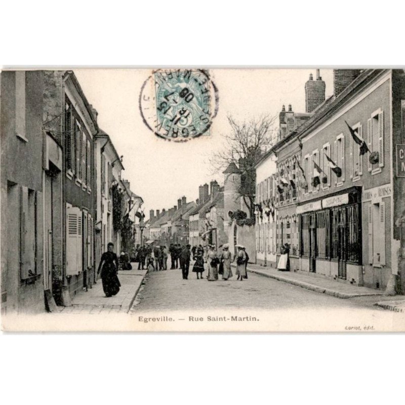 EGREVILLE: rue saint-martin- très bon état