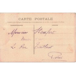 ESBLY: la rue du chemin de fer allant vers la gare - état