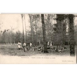 FONTENAILLES: chasse à courre, en attendant la curée - très bon état