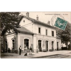 FONTENANY-TRESIGNY: la gare - très bon état