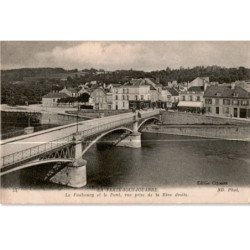 LA FERTE SOUS JOUARRE: le faubourg et le pont vue prise de la rive droite - très bon état
