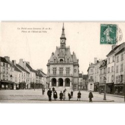 LA FERTE SOUS JOUARRE: place de l'hôtel-de-ville - très bon état