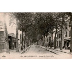 FONTAINEBLEAU: avenue du chemin de fer - très bon état