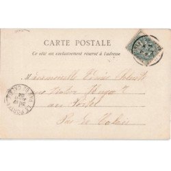 FONTAINEBLEAU: entrée de la grande rue - très bon état