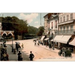 FONTAINEBLEAU: la grande rue - très bon état