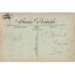 FONTAINEBLEAU: rue grande - état