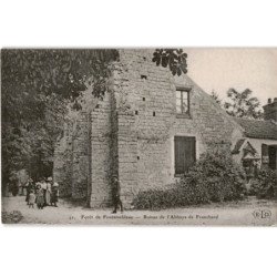 FONTAINEBLEAU: ruines de l'abbaye de franchard - très bon état