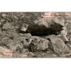 FONTAINEBLEAU: rocher des ermites - très bon état