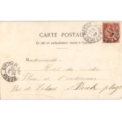 FONTAINEBLEAU: sortie de l'église - très bon état