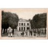 PENCHARD: la mairie et la place - très bon état