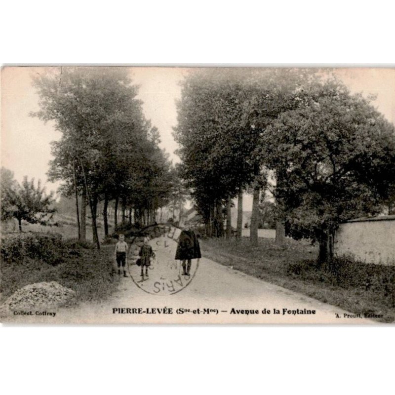 PIERRE-LEVEE: avenue de la fontaine - très bon état