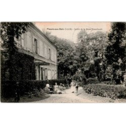 PLESSIS-aux-BOIS: jardin de la ferme fourchault - état