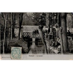 PONTAULT: le lavoir - très bon état