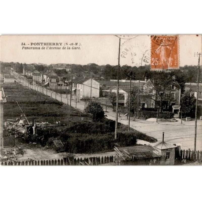 PONTHIERRY: panorama de l'avenue de la gare - état