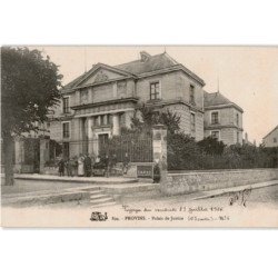 PROVINS: palais de justice - très bon état