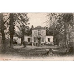 PROVINS: jardin garnier, bibliothèque et musée - très bon état